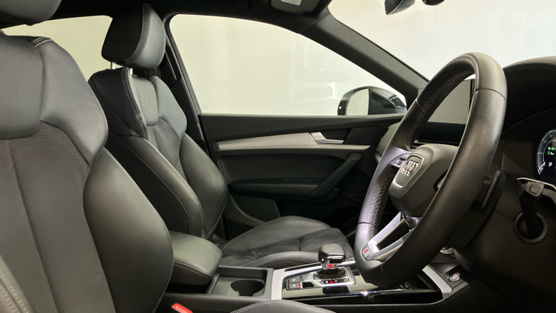 Audi Q5 50 TFSI e Quattro S Line 5dr S Tronic Estate